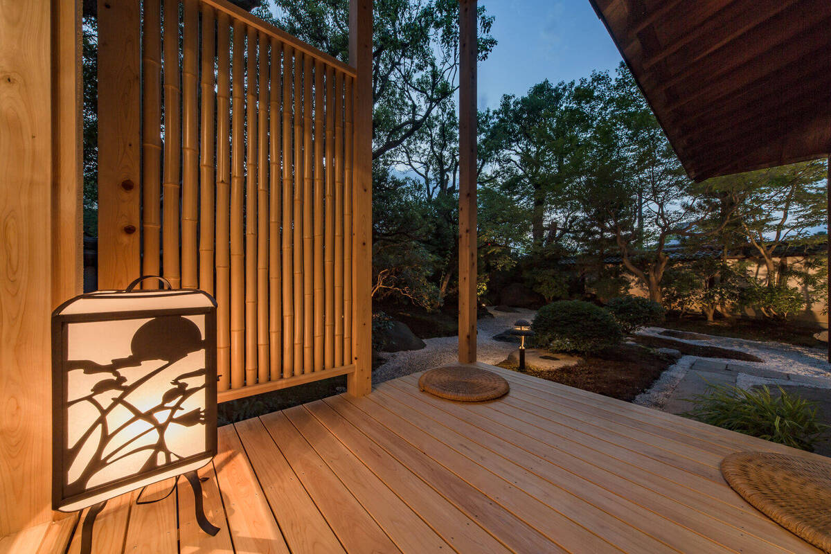 Take: garden terrace