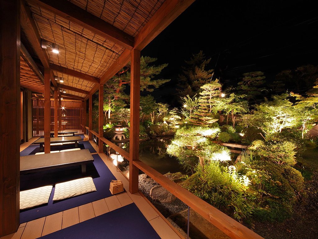 The garden yuka terrace reaching out over Ueji's garden